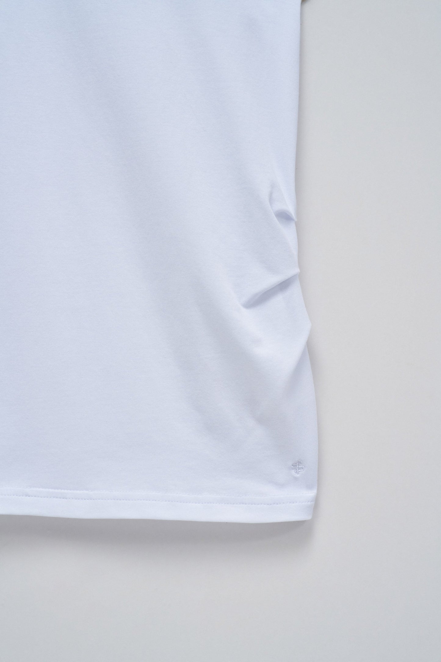 T-shirt with Gathering