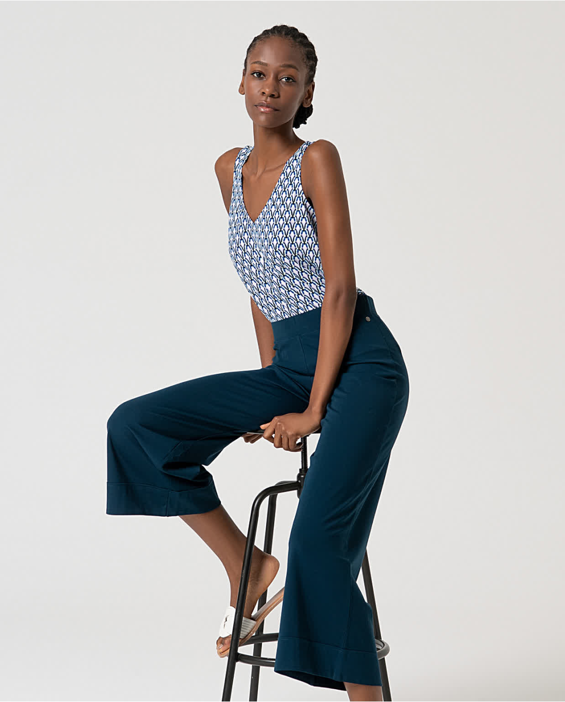 Solid Stretch Cropped Trousers, Petrol Blue
