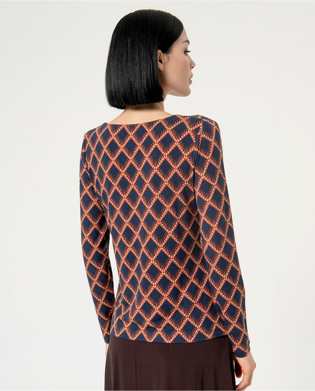 Stretch Printed V-Neck Elastic T-Shirt Brown