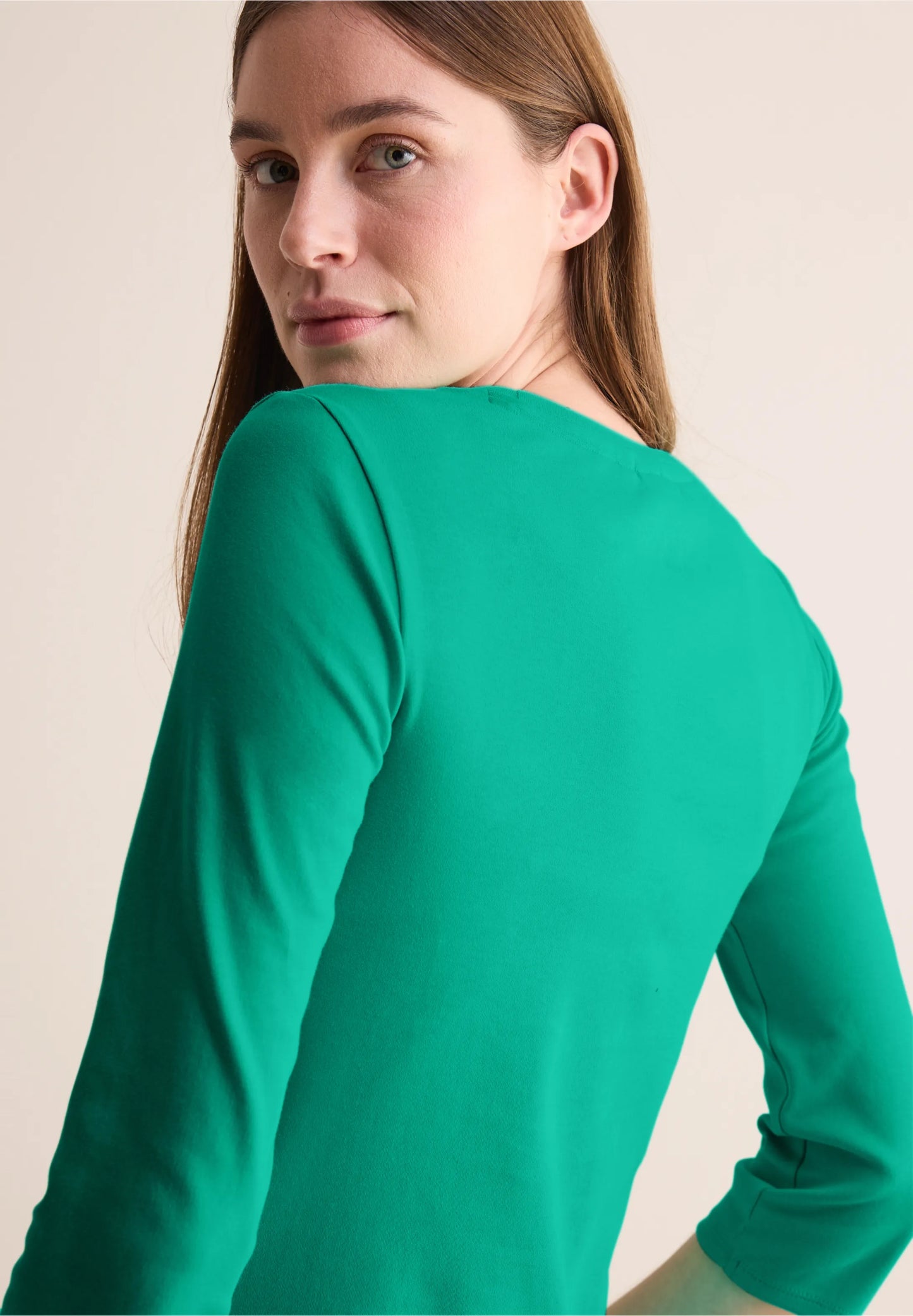Basic 3/4 Sleeve Top with Round Neck, Aventurine Green