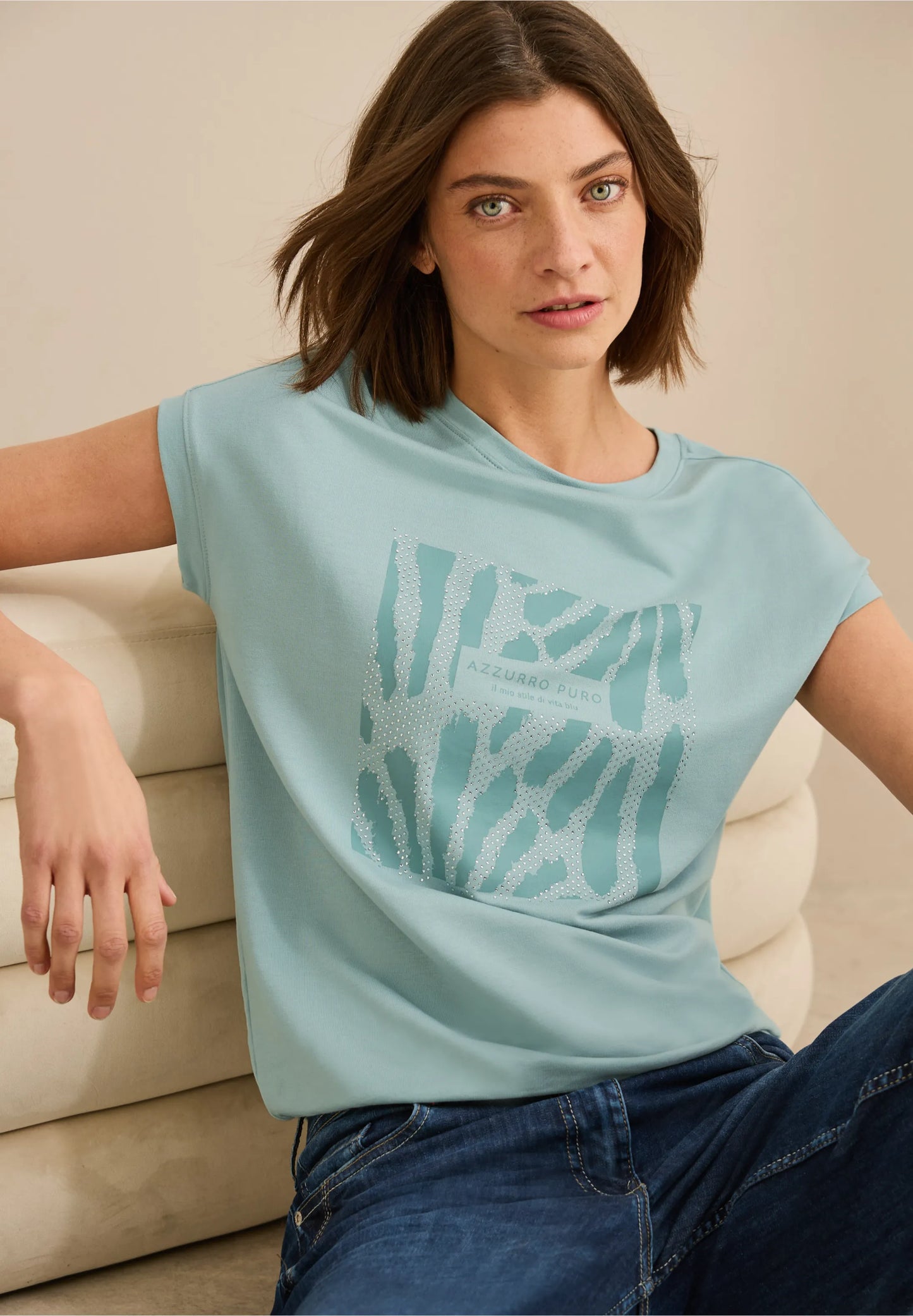 T-Shirt With Glitter Print