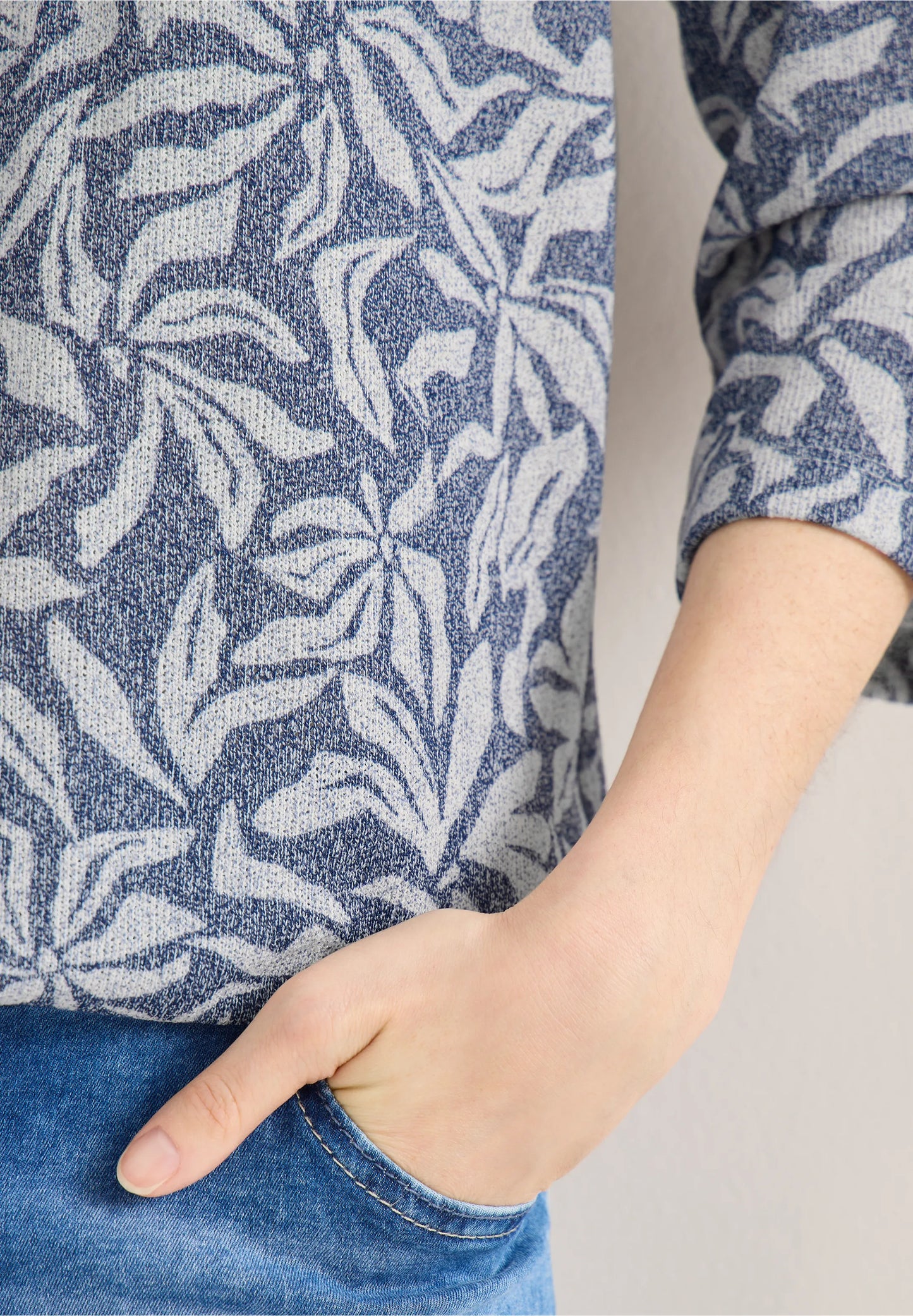Leaf Print Lightweight Hoodie