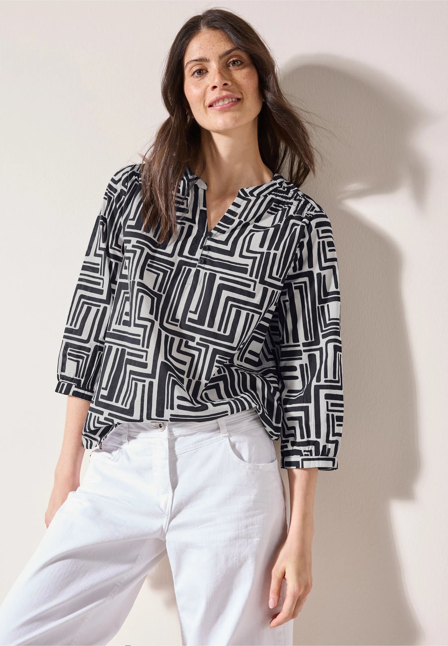Printed V-Neck Blouse with 3/4 Sleeves, Black
