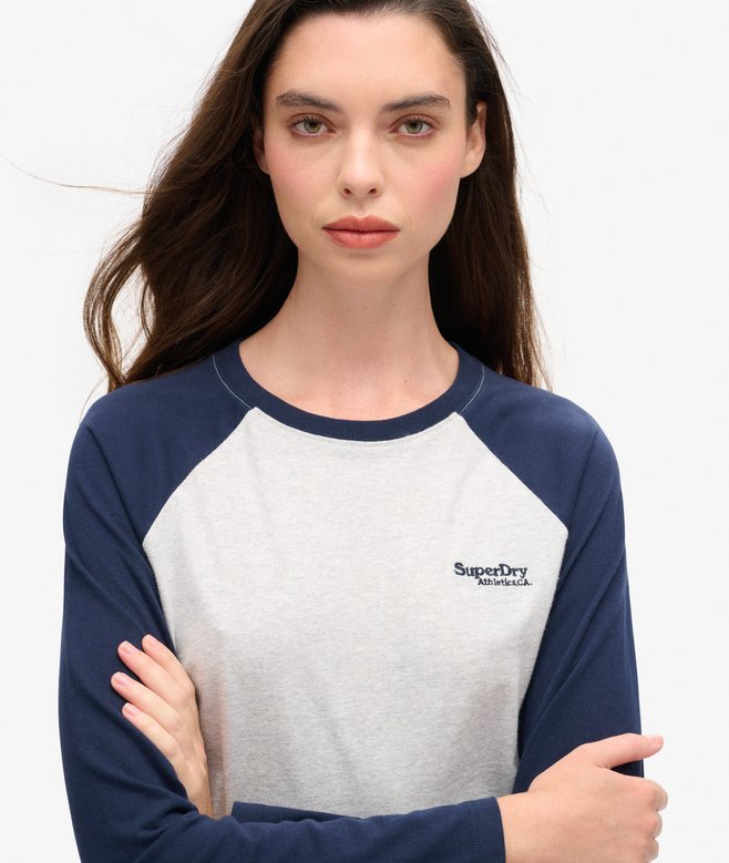Essential Logo Long Sleeve Baseball Top
