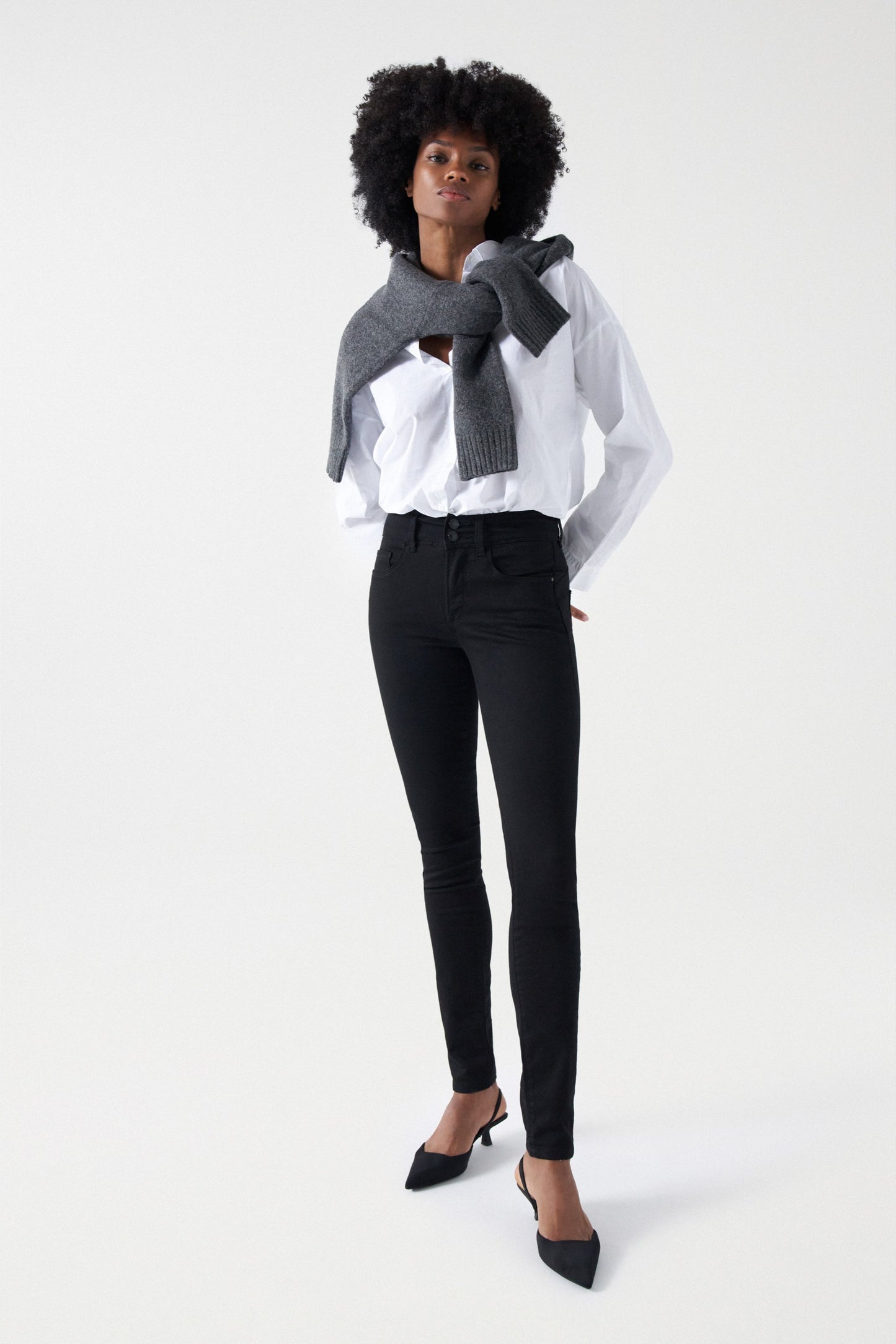 Secret Push in Skinny True Black Jeans