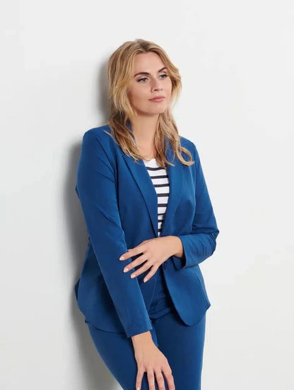Tailored Stretch Blazer