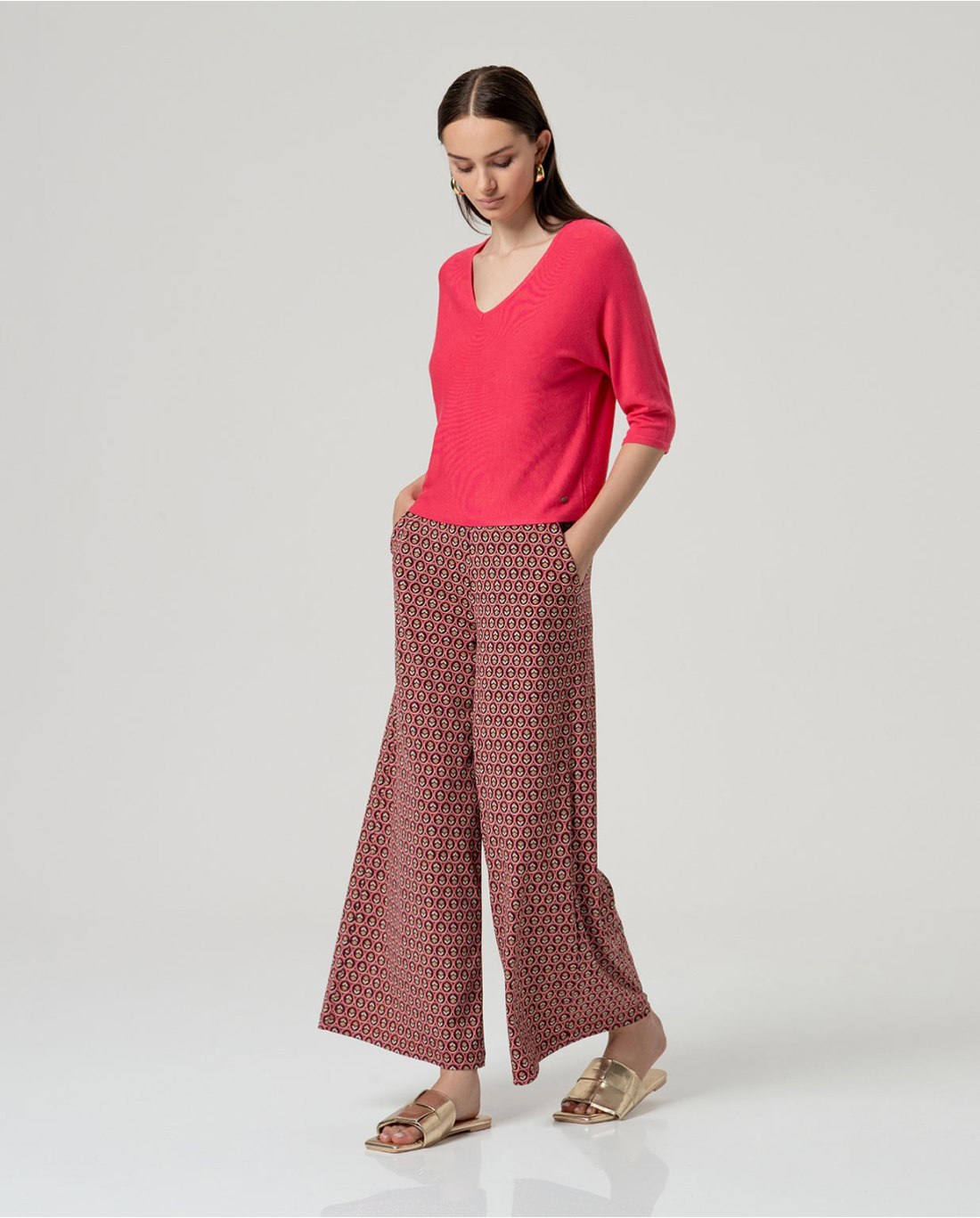 Batwing V-Neck Fine Knit Top, Pink