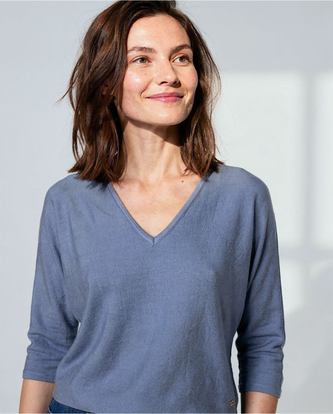 Batwing V-Neck Fine Knit Top, Blue