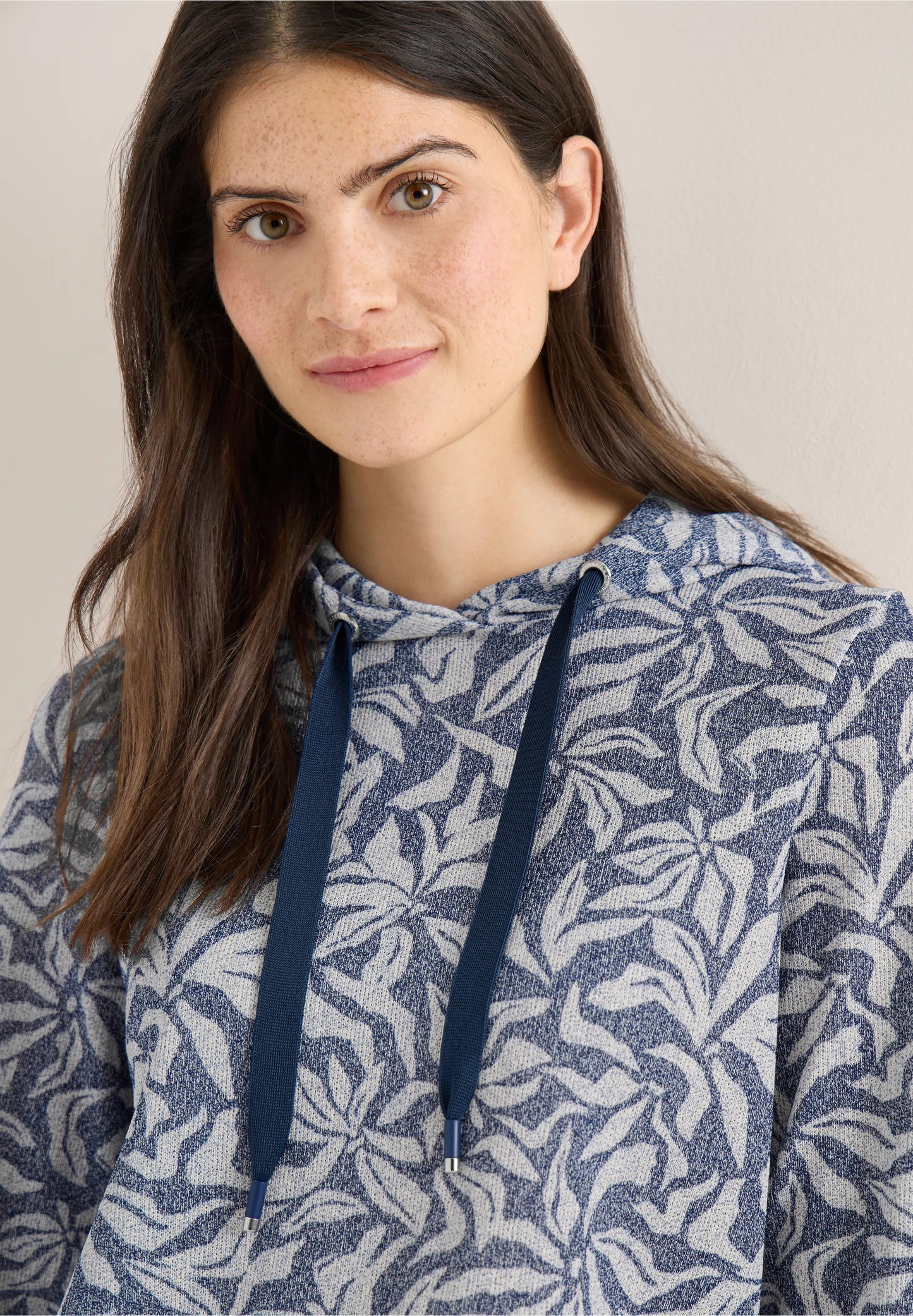 Leaf Print Lightweight Hoodie