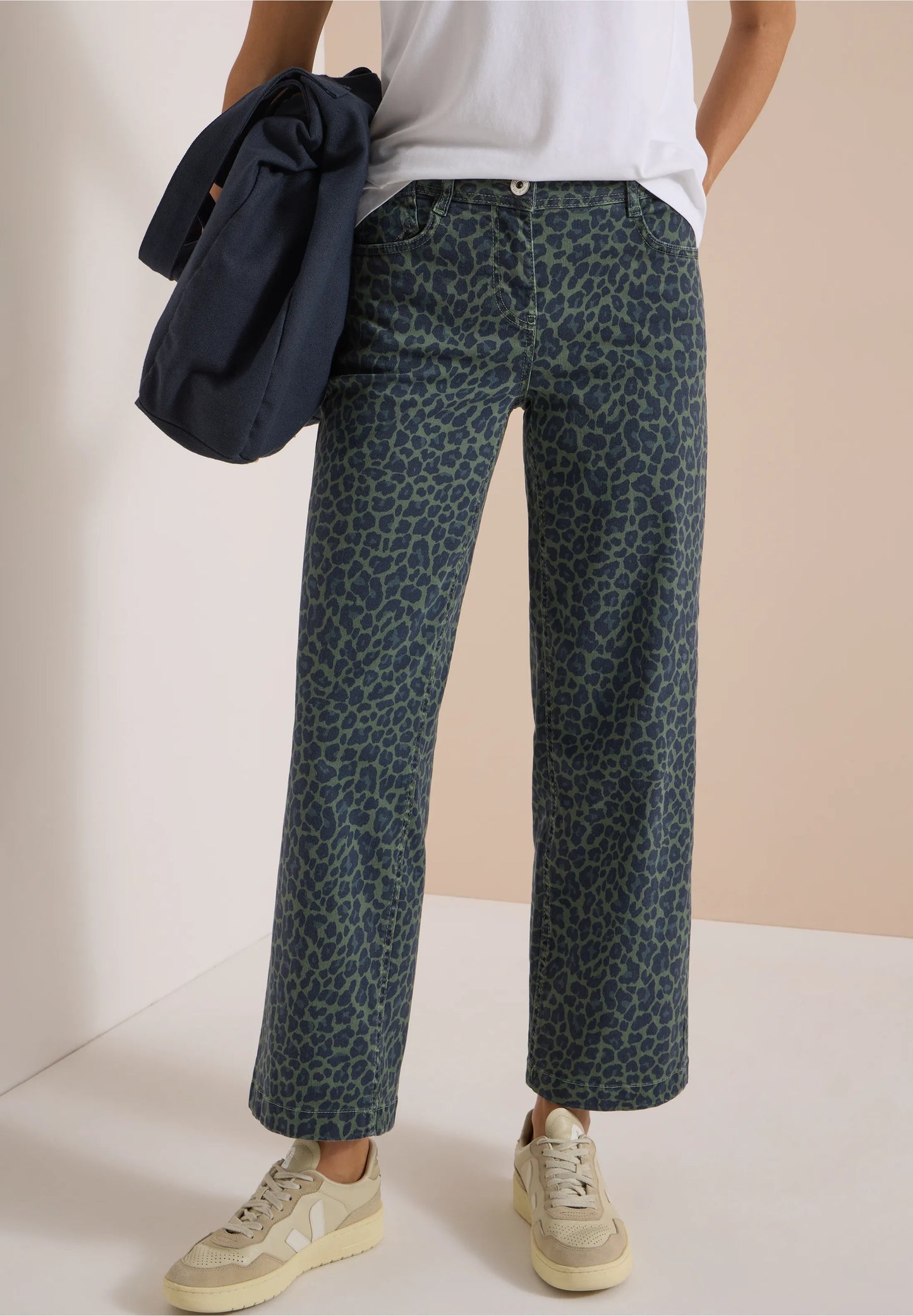 High Waist Wide Leg Leopard Print Jeans