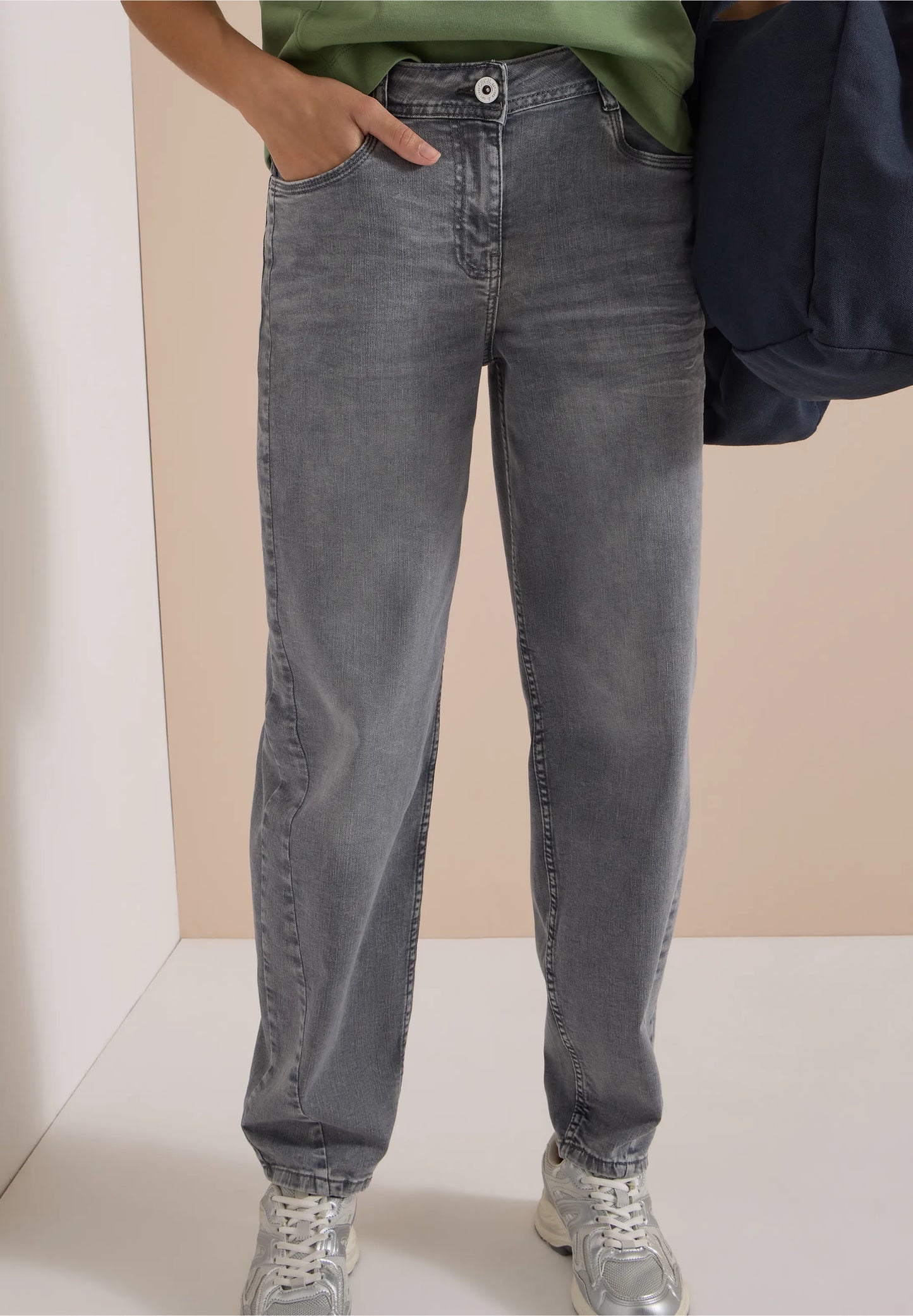 High Waist Barrel Leg Jeans