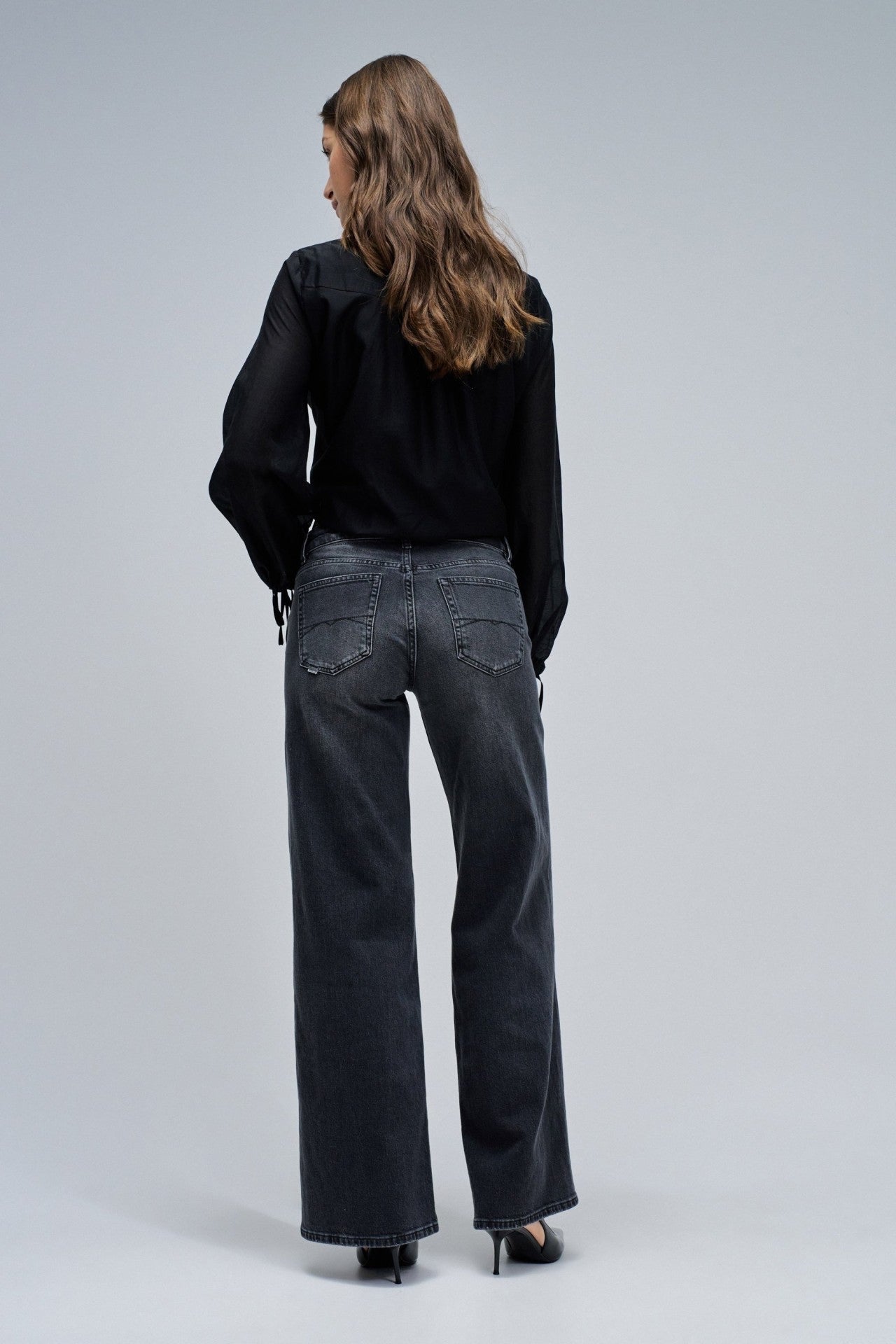 Low Rise Wide Leg Jeans, Black Wash