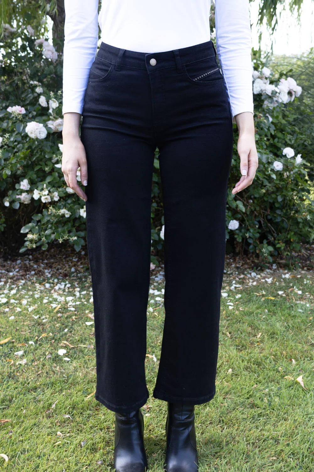 Cropped Wide Leg Jeans, Black
