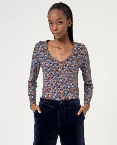 Printed V-Neck Long Sleeve Top