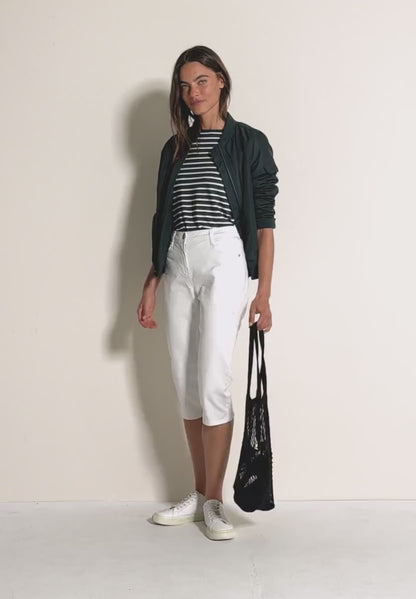 Toronto Style Capri Jeans