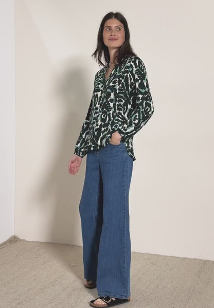 Graphic Print Shirt with Split Neck, Ink Green