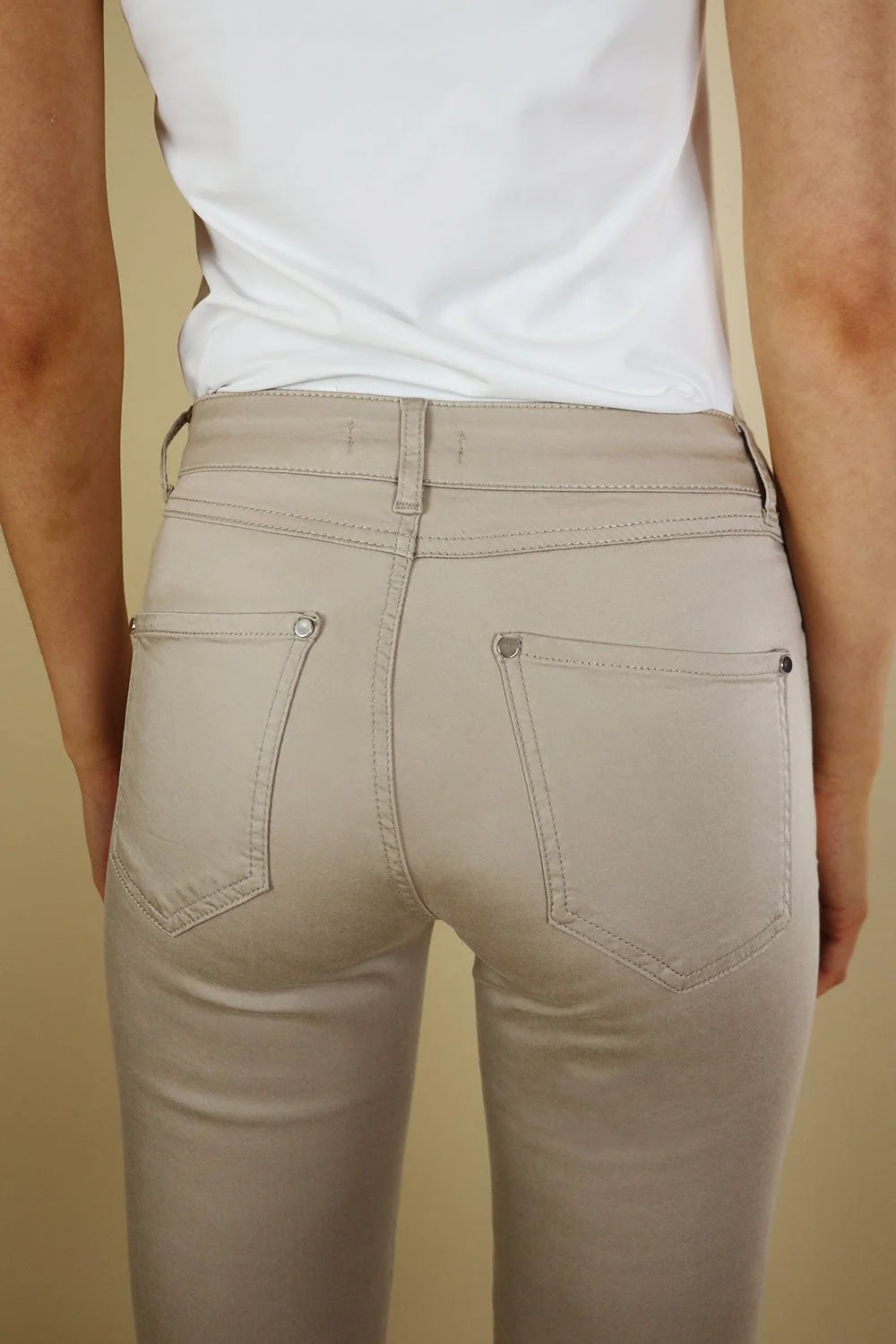 Unity 3/4 Tencel Trouser - 25" Leg, Taupe
