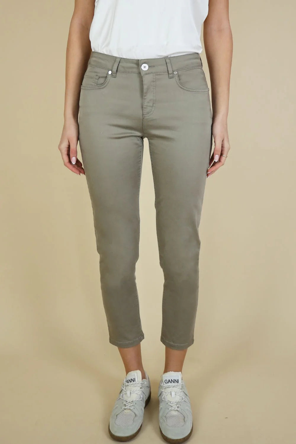 Unity 3/4 Tencel Trouser - 25" Leg, Dark Taupe