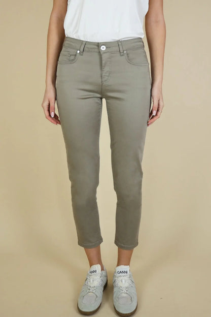Unity 3/4 Tencel Trouser - 25" Leg, Dark Taupe
