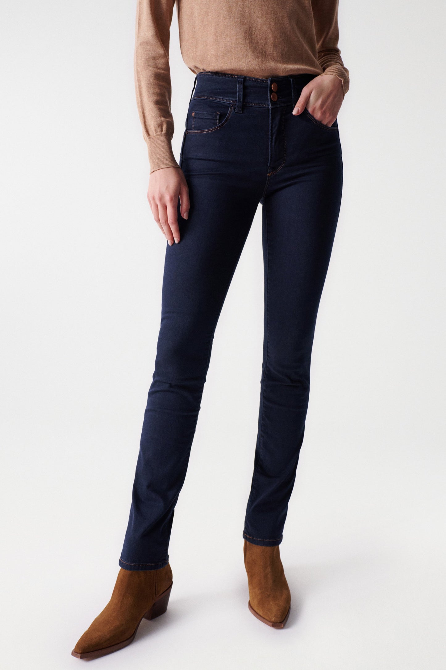 Secret Push in Slim Jeans in Denim